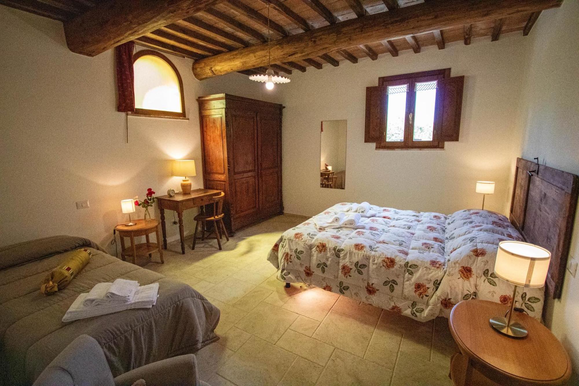 Agriturismo Biofattoria L'Upupa Montalcino Dış mekan fotoğraf