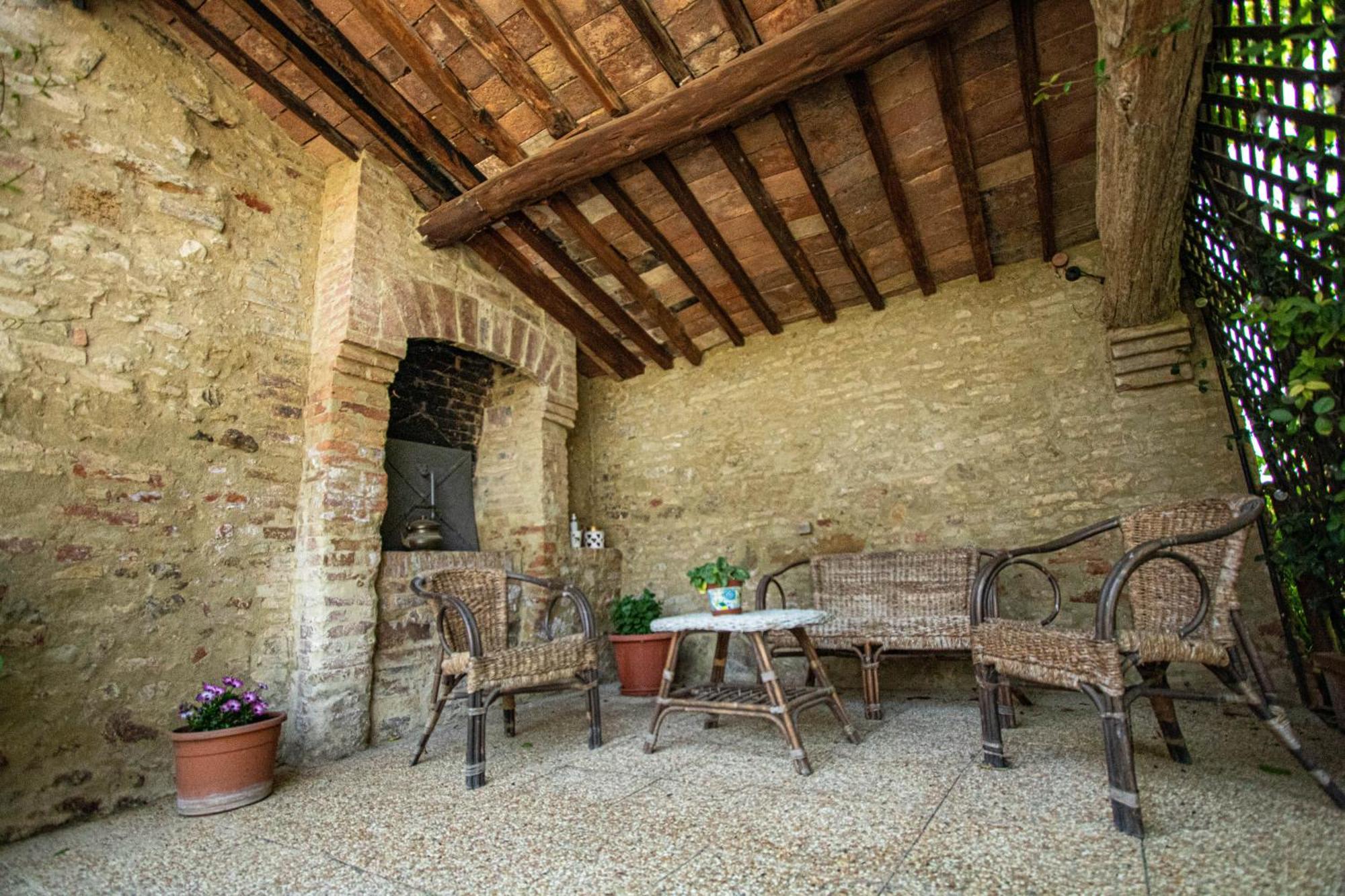 Agriturismo Biofattoria L'Upupa Montalcino Dış mekan fotoğraf